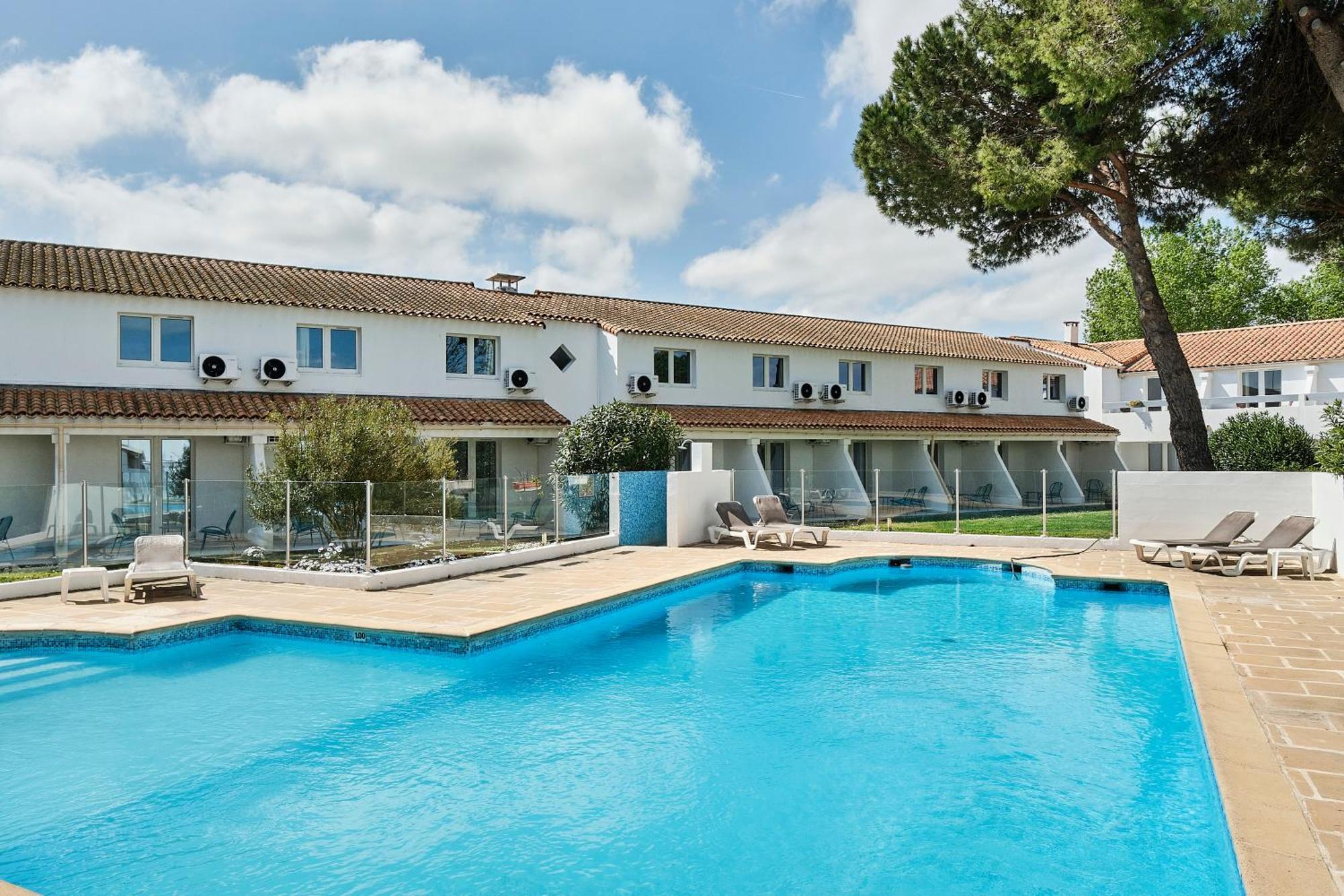 Artemia Aigues-Mortes - Hotel Avec Piscine Eksteriør billede