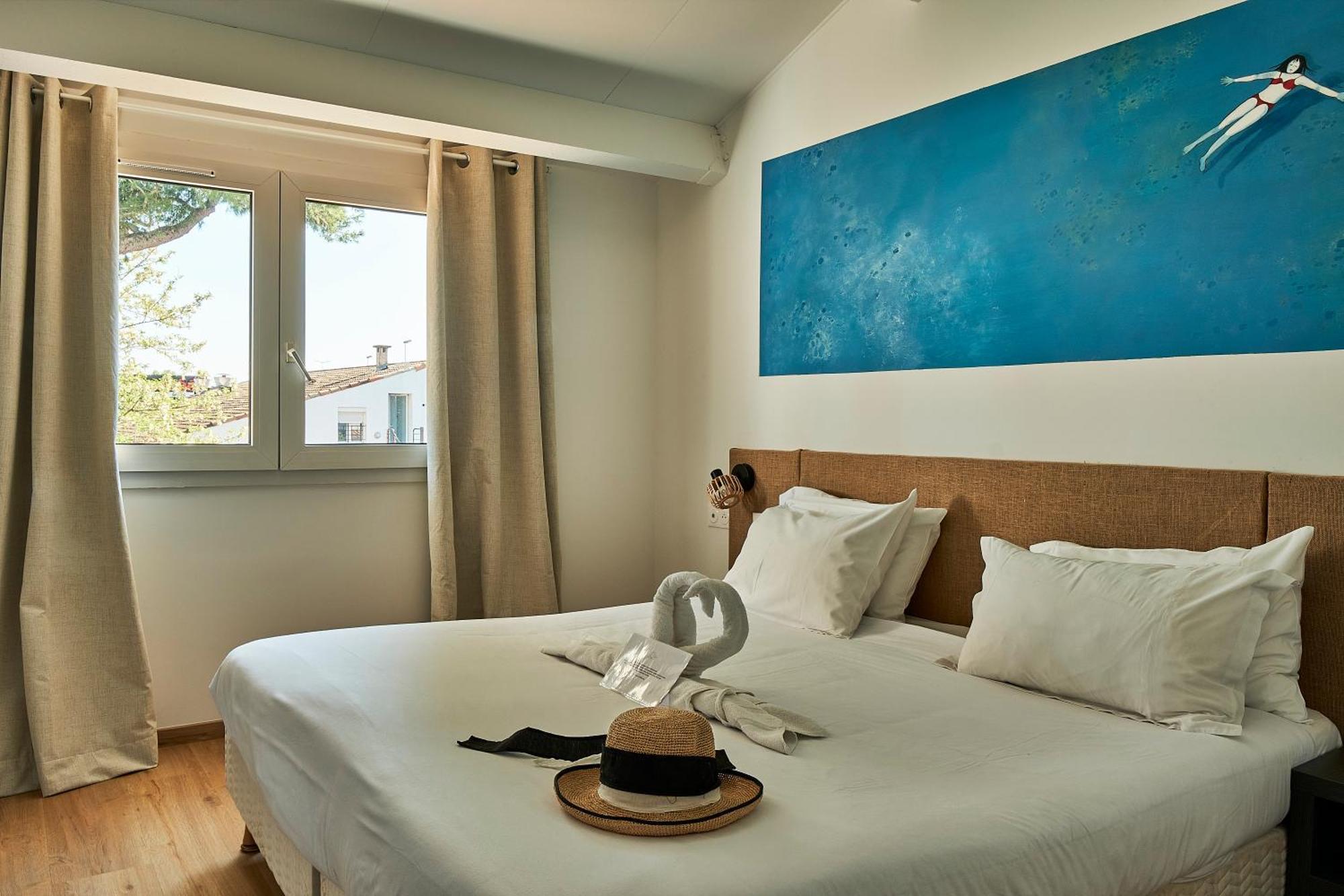 Artemia Aigues-Mortes - Hotel Avec Piscine Eksteriør billede