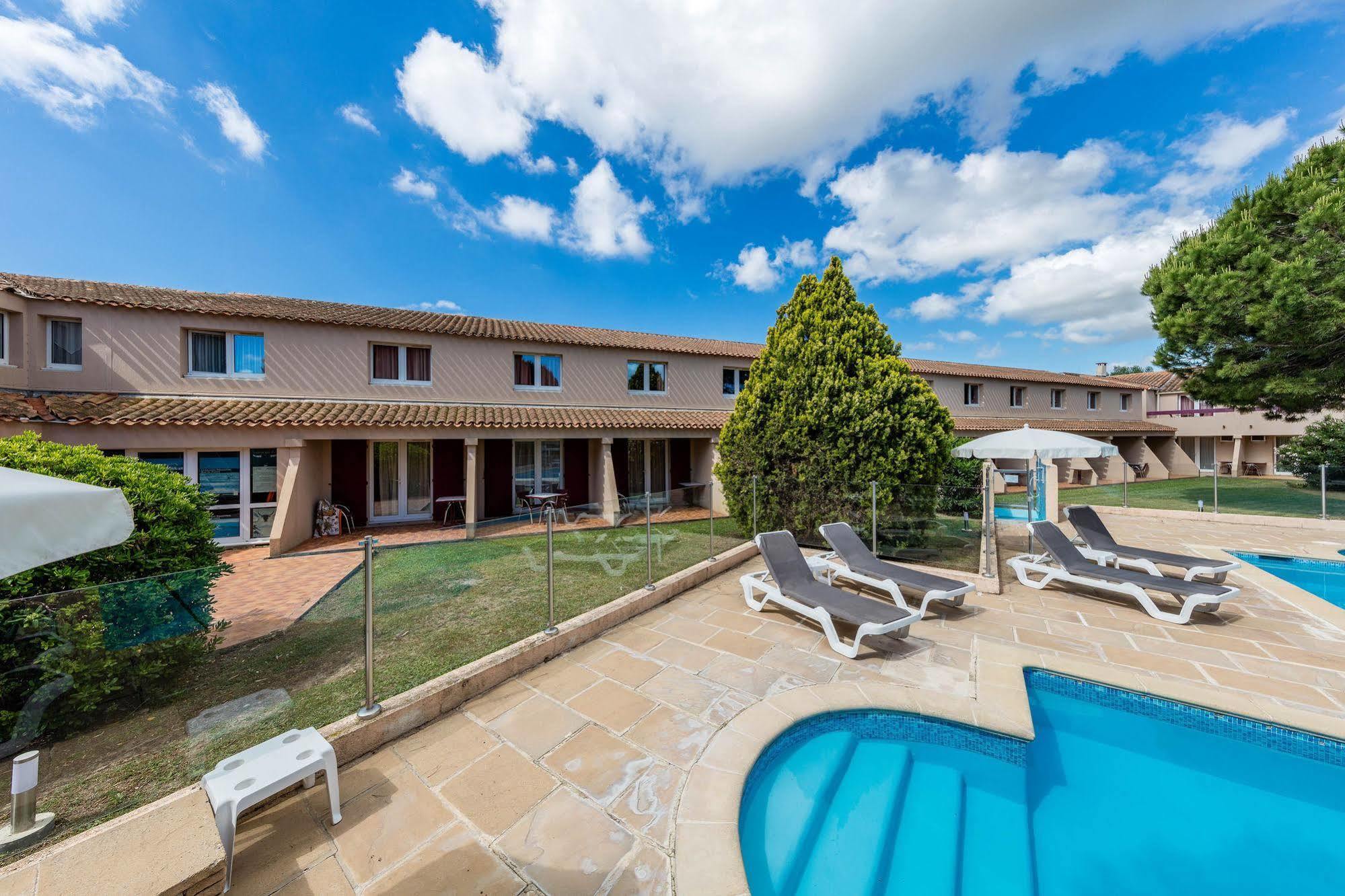 Artemia Aigues-Mortes - Hotel Avec Piscine Eksteriør billede